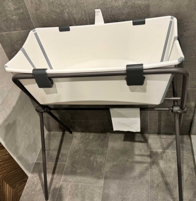 Вана за къпане + стойка Stokke
