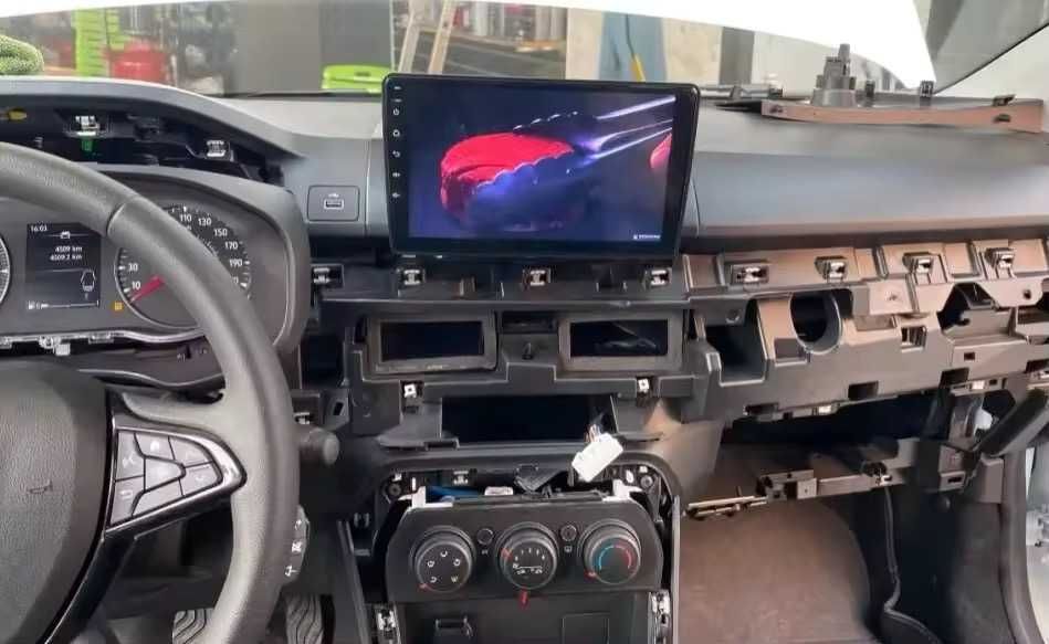 Navigatie android Dacia Logan 3 Sandero 3 Jogger CarPlay AndroidAuto