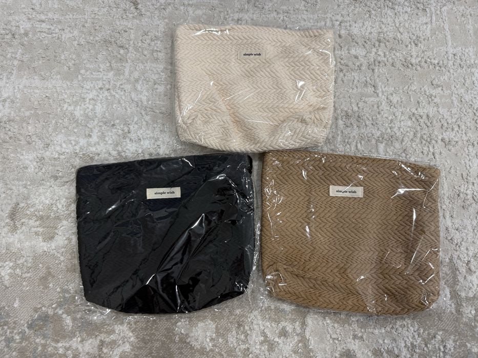 Срочно продам косметичку Simple wish