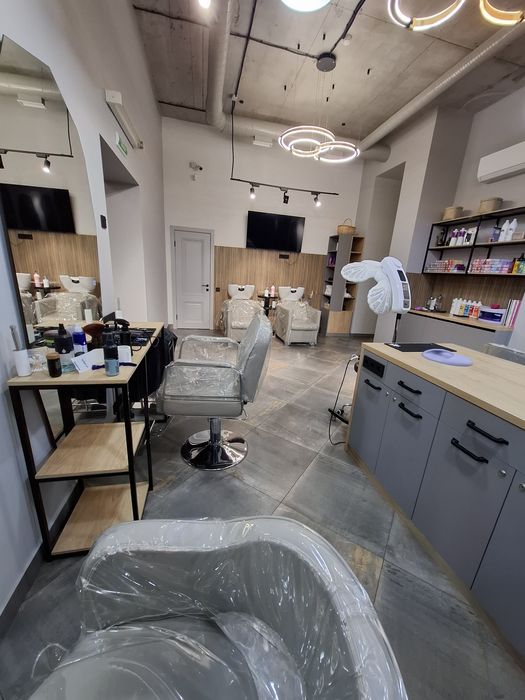 Сдам в аренду помещение салон