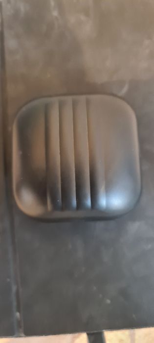 B1 bluetooth naushnik