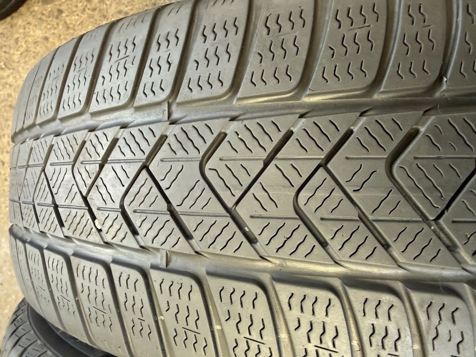 SET 4 Anvelope Iarna 245/50 R19 PIRELLI Sottozero 3 105V - Runflat