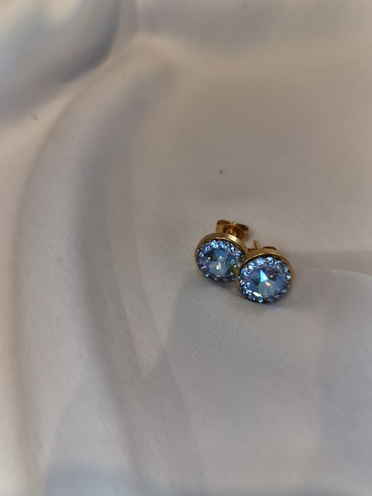 Обеци от медицинска стомана и Сваровски кристали