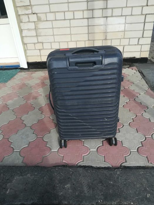 Чемодан на колесах