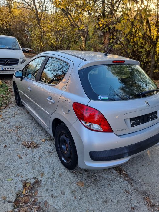 Se vinde Peugeot 207