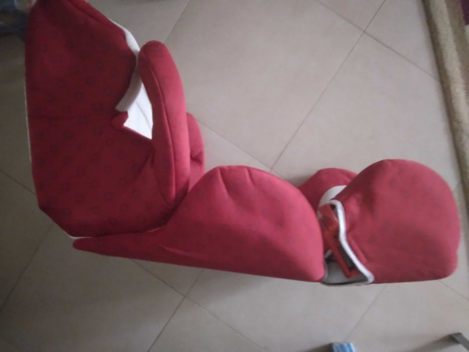 Scaun auto Chicco Max pentru copii 9-36 kg Grupa 1 - 2 - 3, stare buna