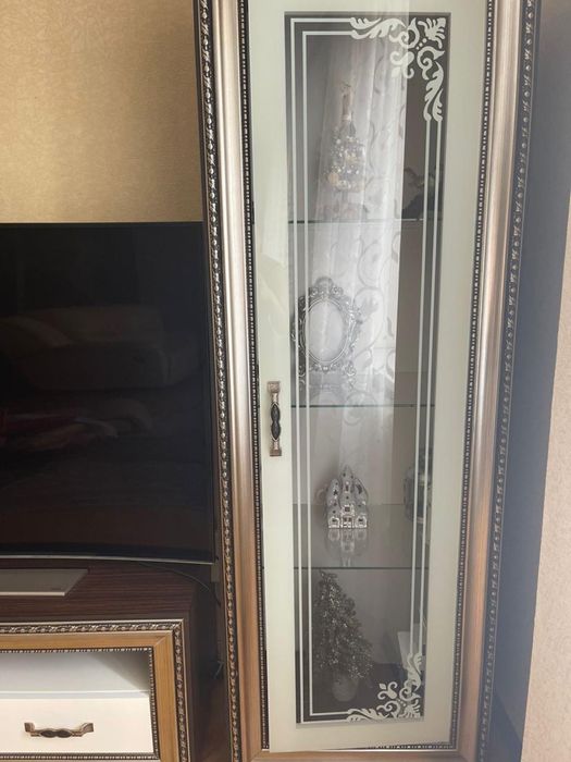 Гостиный гарнитур из дерева