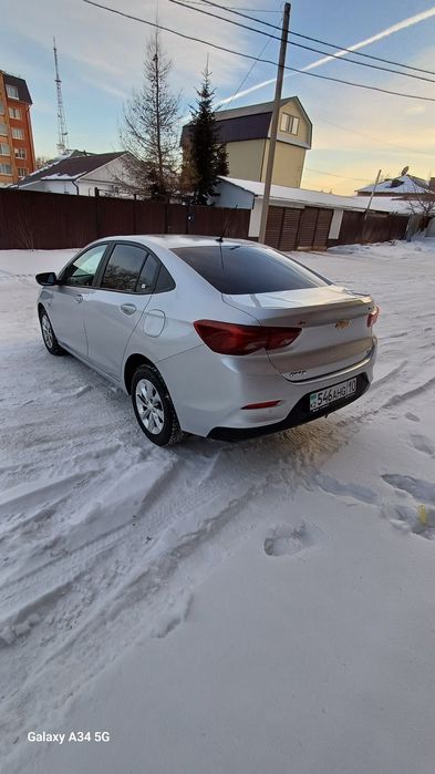Продам Шевроле Оникс