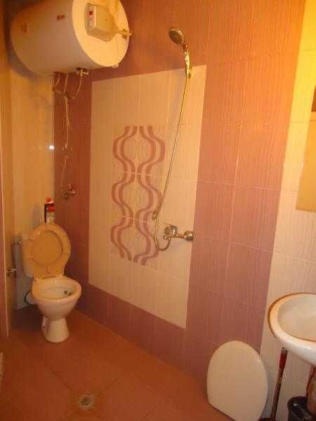 Дава се под наем Двустаен апартамент в Бургас, Възраждане - 50 кв.м за 280.5 € - Снимка #8