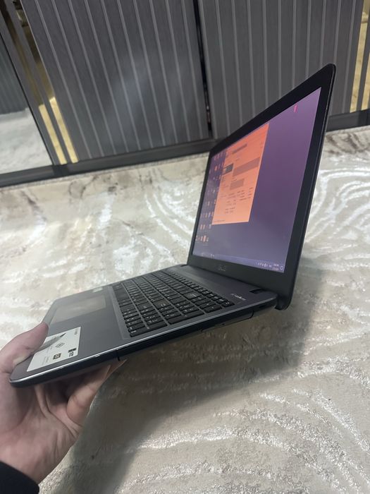 Asus vivobook i5