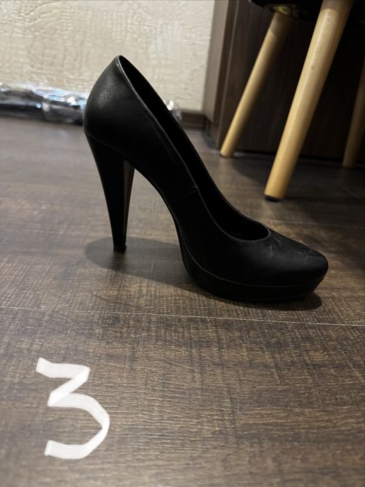 Дамски обувки