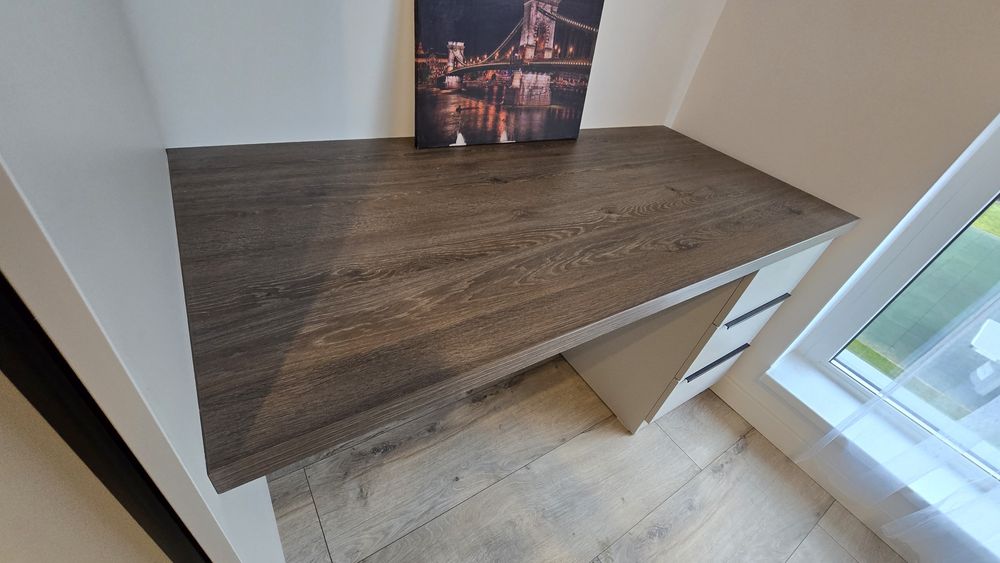 Birou Cașmir cu Soft-Close BLUM  Nou!!!