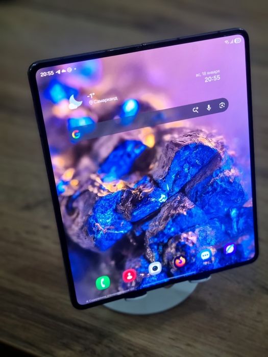 Продается Samsung Fold 4 в отличном состоянии
