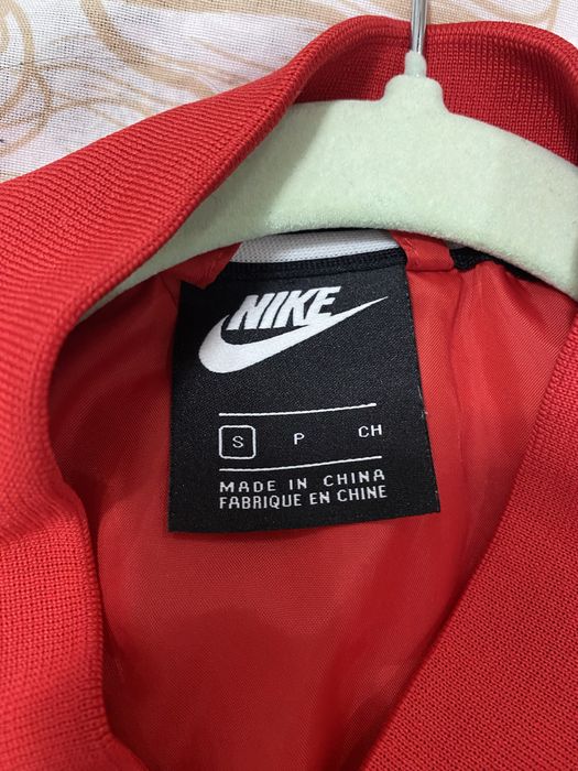 NIKE air mens varsity jacket   S