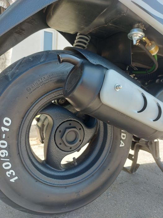 Vând Piaggio tiphoon.