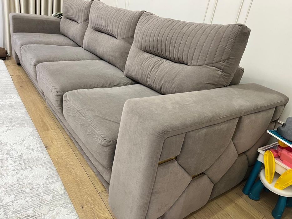 Диван сатылады