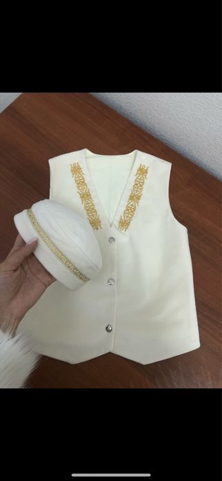 Национальные жилетки