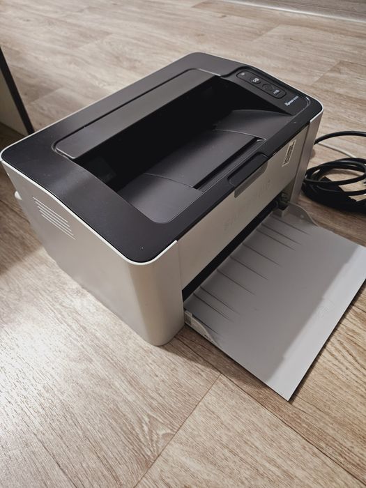 Samsung Xpress M2020 белый