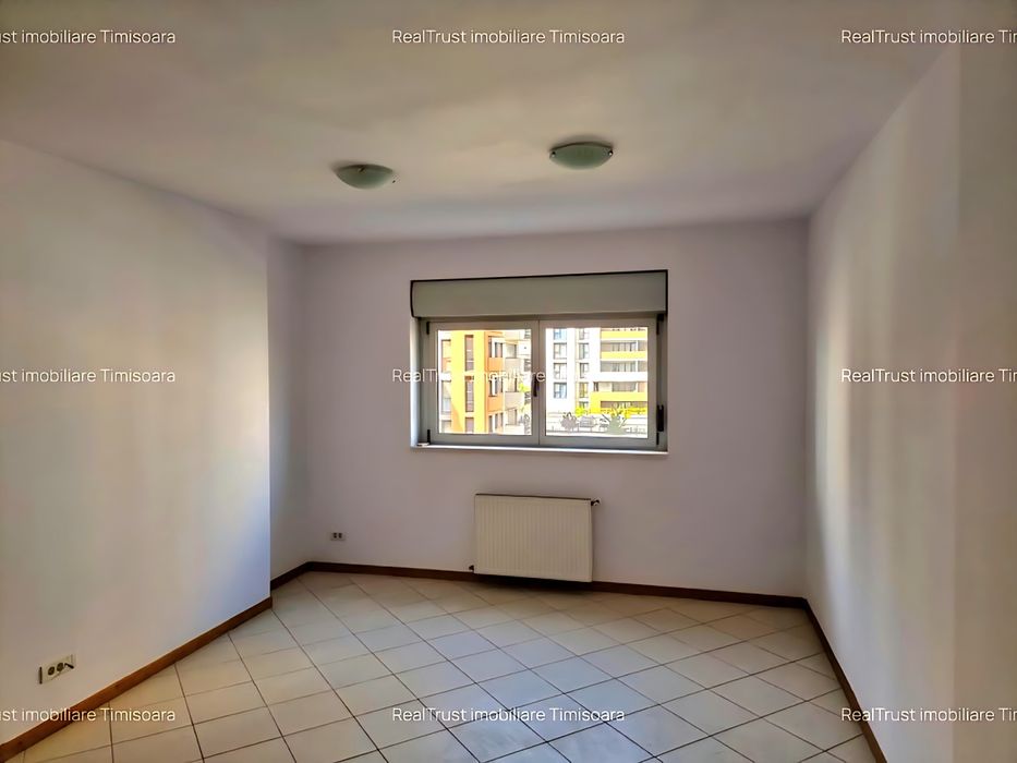 Ansamblul Rezidențial RING. Apartament spațios, zona Torontalului, et.2, parcare