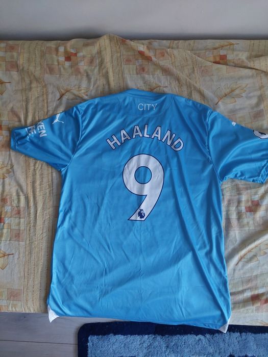 Vând tricou Haaland