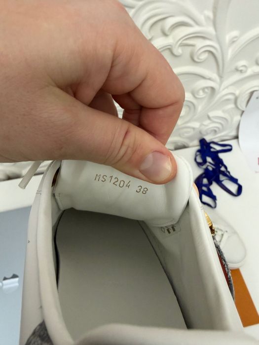 Кроссовки оригинальные “Louis Vuitton”