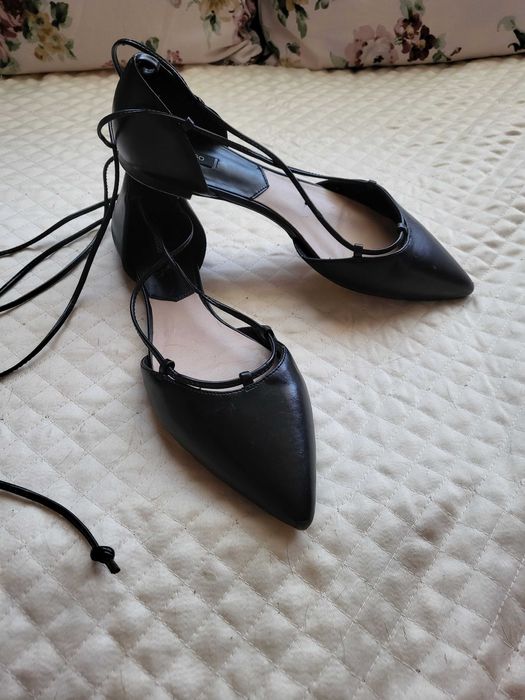 Massimo Dutti, Calvin Klein, Levi's, Zara