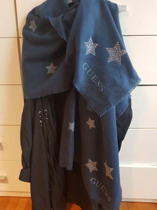 Уникални Дамски шалове