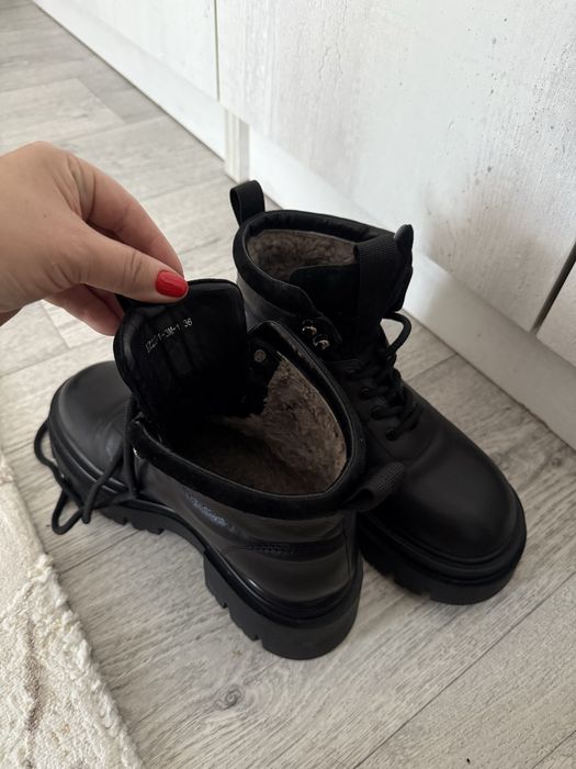 Ботинки от Sasha Fabiani