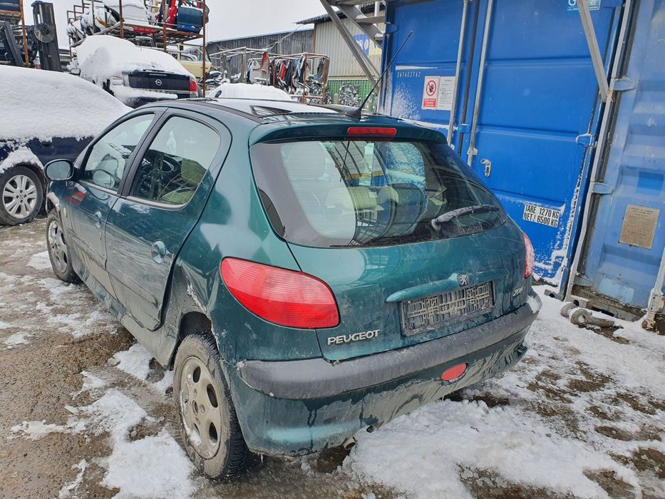 Dezmembrari  Peugeot 206  1998  > 0000 1.4 Benzina