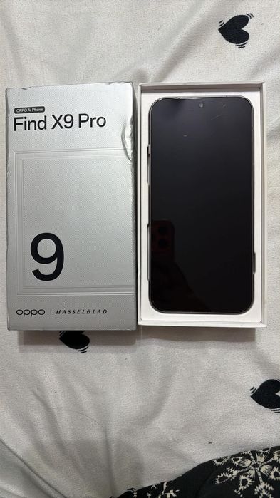 OPPO Find X9 Pro Titanium Charcoal 512 Gb folosit câteva zile