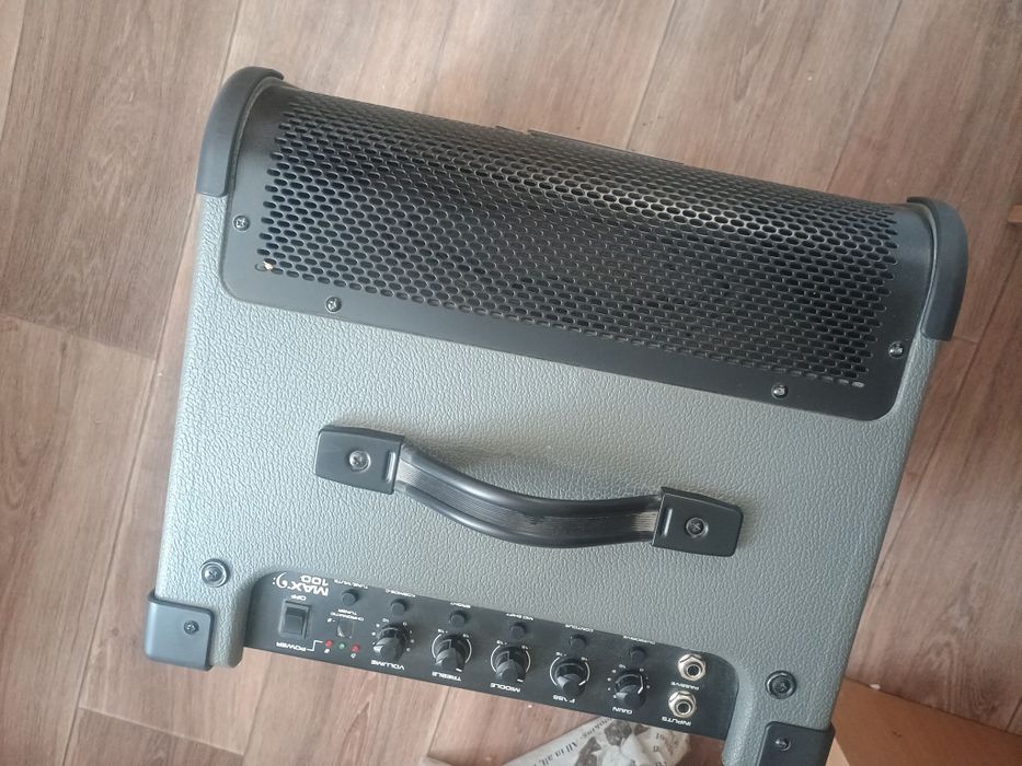 Yamaha trbx 305, peavey max 100
