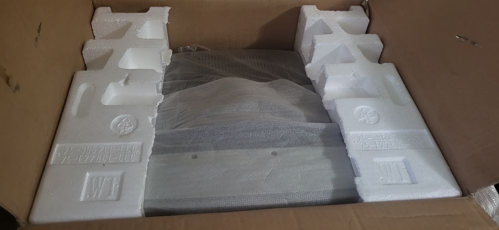 Телевизор Elenberg