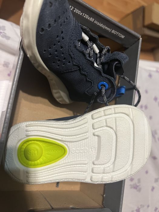 Ботинки детские , фирменные