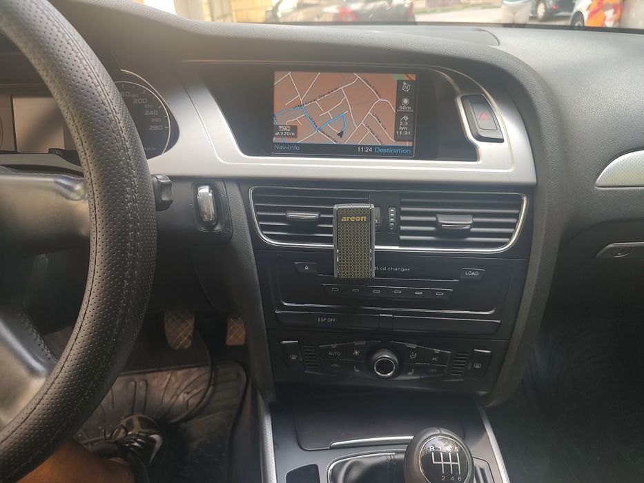 Продава се Ауди А4 Б8 1,8т