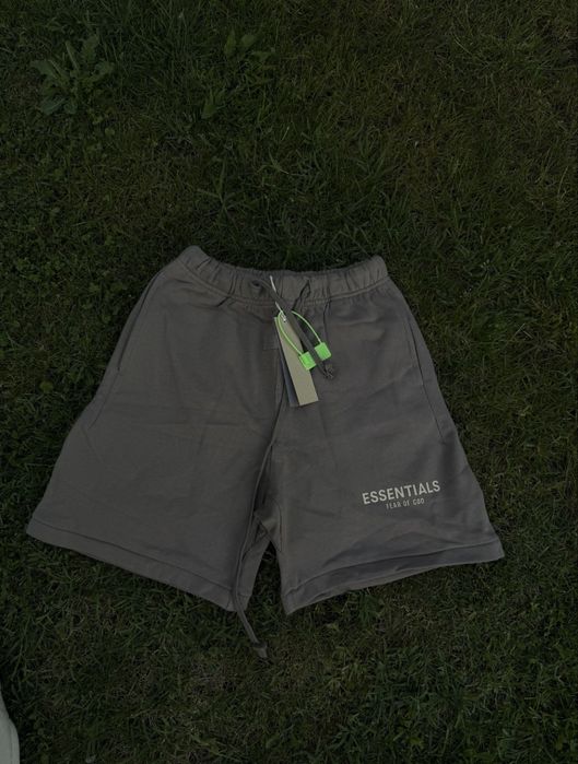Pantaloni Essentials Scurti •PREMIUM•
