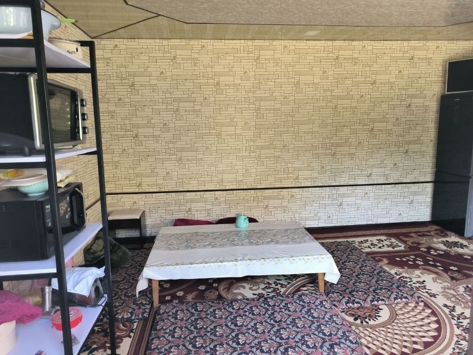 6 sotik hovli Suv gaz hammasi zo'r dakumentla joyida