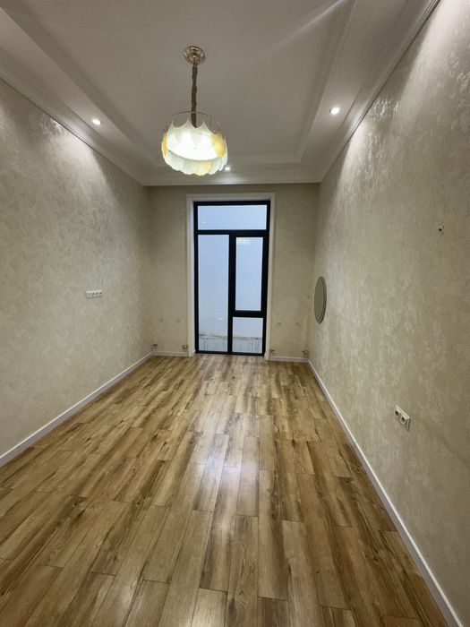 Продаётся новый коттедж 6 комнат большой холл с мебелью готовый дом!