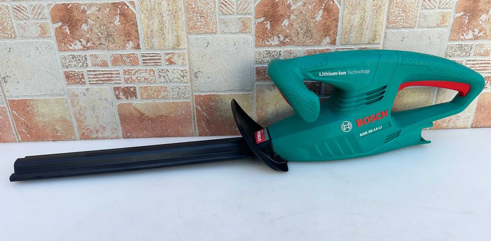 Акумулаторен тример Bosch Easy GrassCut 12-23 с храсторез AHS 35-15 Li