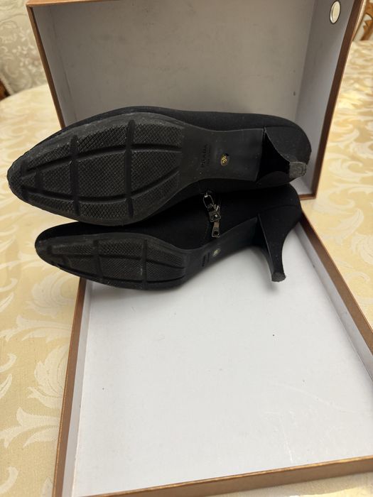 Сапоги осень весна бренд PRADA,