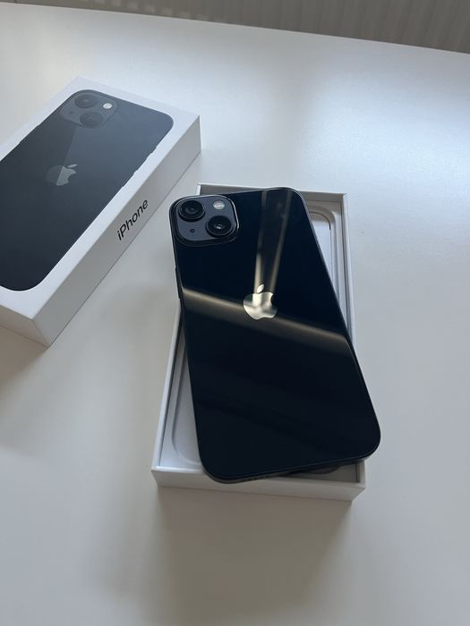 iPhone 13 Midnight 128GB Neverlocked