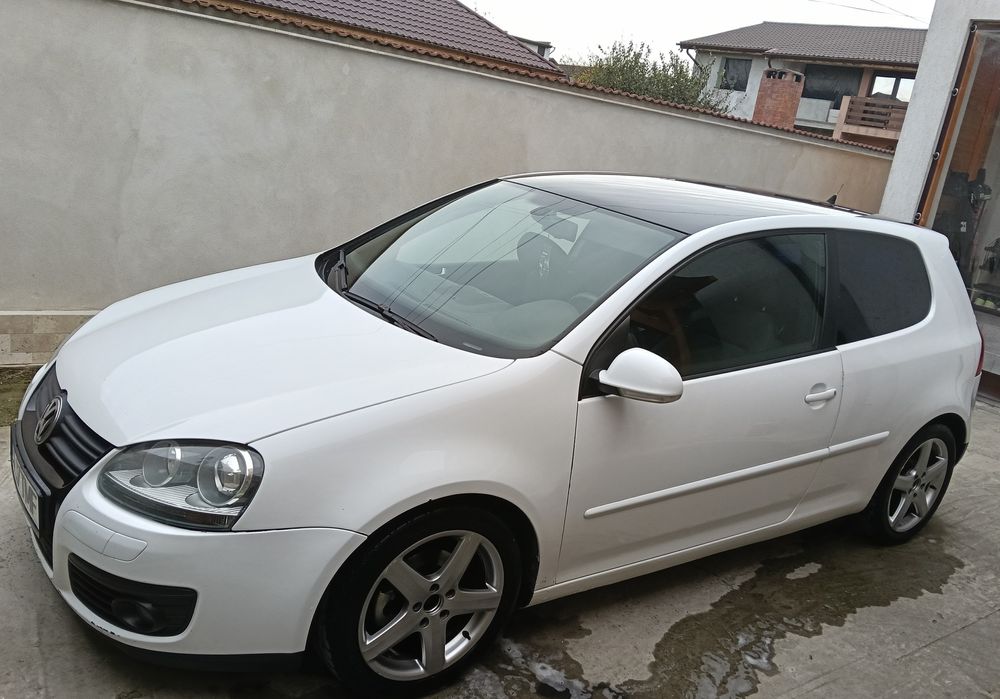 Vând golf 5, 1.6 clasic 2008