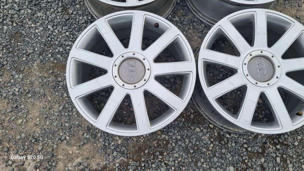 Оригинални джанти Ауди 5/112 Audi A4 8E  5x112

Употребявани, Шумен