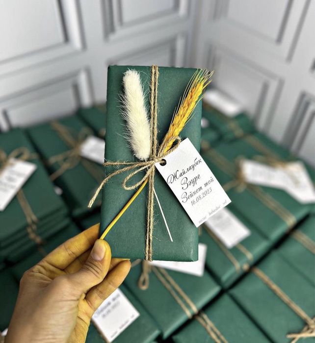 Қолдары артына байланған қыздар видео