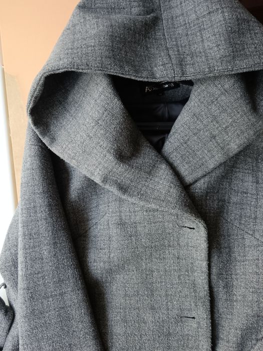 Осеннее женское пальто