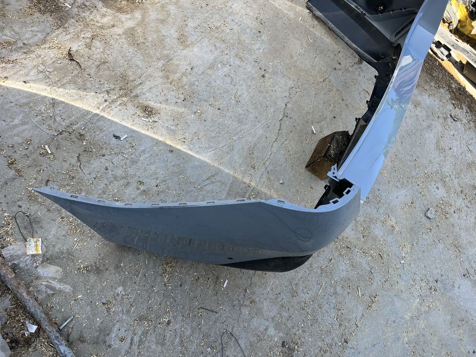 BMW 5 i5 G61 kombi M paket 2025 задна броня