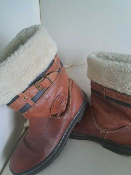 Cizme din piele naturala imblanite nr 43 impecabile