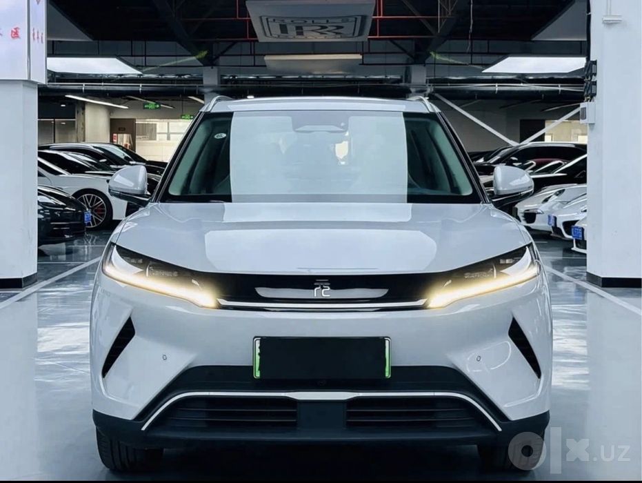 BYD Yuan UP EV очень хорошем комплектации