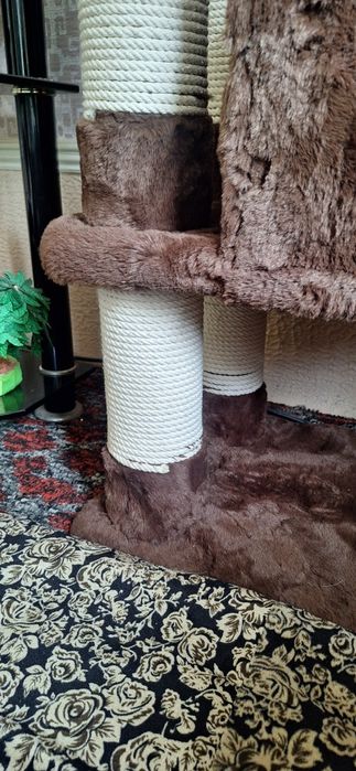 Многоэтажный дом для кошек