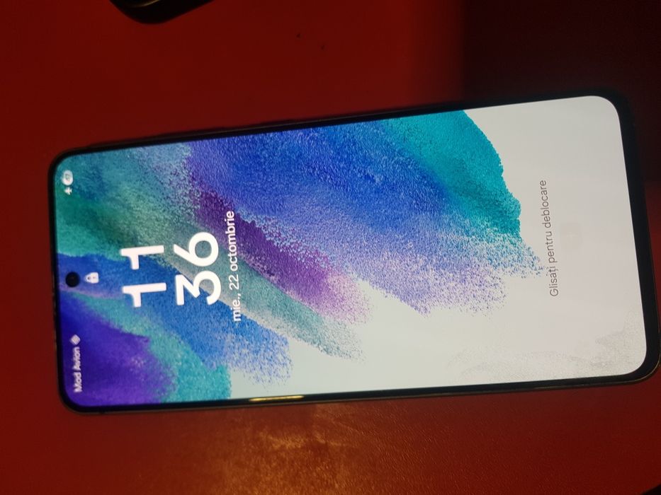 Samsung galaxy  s21 fe pentru piese  display bun