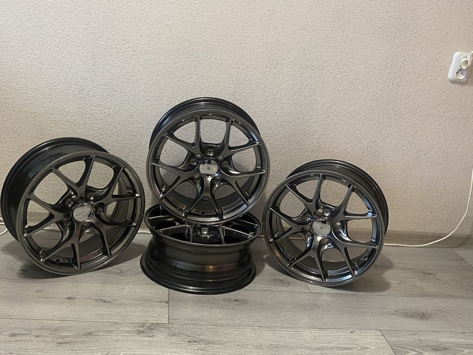 Продам б/у диски с резиной r14